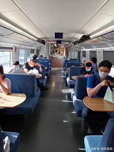 crh380bl车型带餐座的餐车