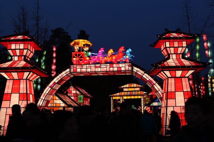 金沙遗址太阳节灯展之二