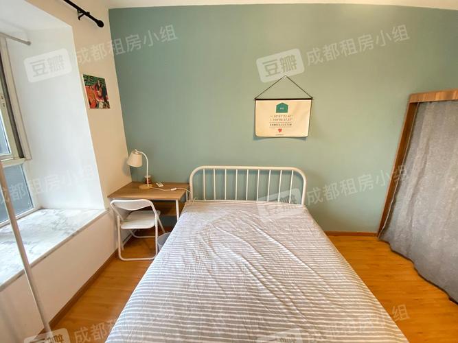 出租青羊区万达广场培风地铁口颐和京都小区单间