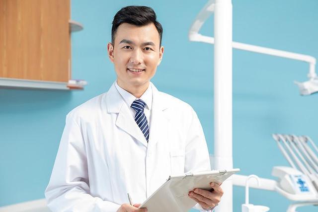 为何医院安排男医生进妇产科难道不会尴尬吗其实是有原因的