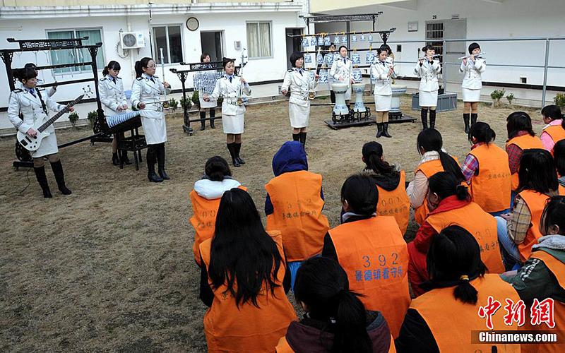 江西景德镇看守所里的三八妇女节