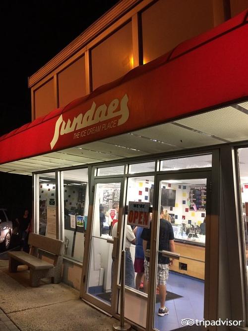 sundaes the ice cream place