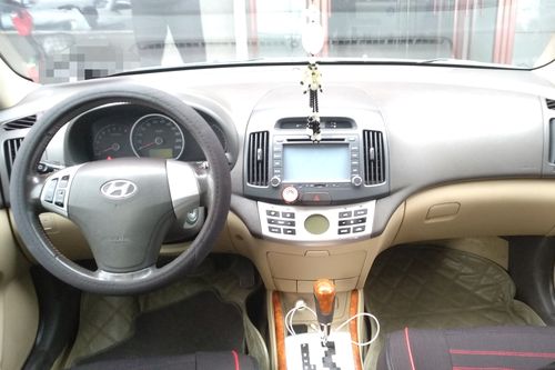 现代-悦动 2008款 1.6l at gls