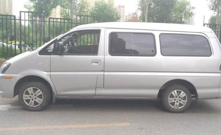 东风-菱智 2016款 m3l 1.6l 7座标准型