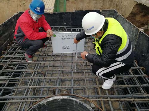 (七)监理工程师验收次干二路18#电力井顶板侧墙钢筋模板及测温导线