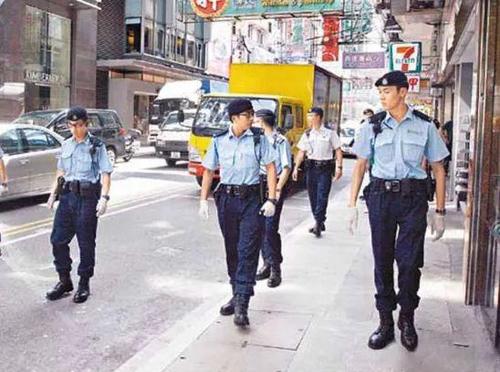 如今ptu也有了专门的剧集《机动部队》,而且主演还是tvb的小李子,林峯