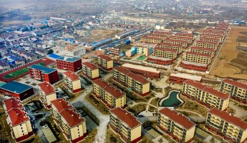 裕安固镇蓄洪区群众喜迁新居