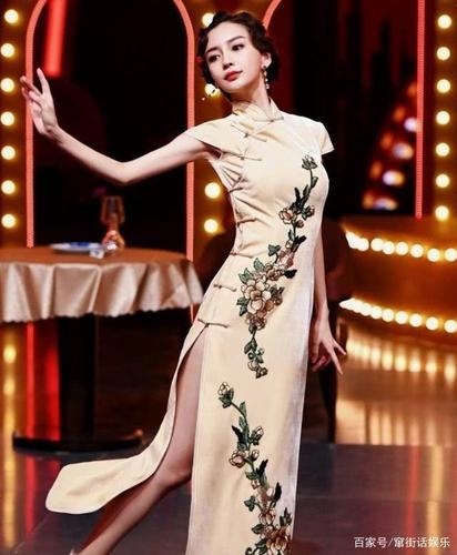 《王牌对王牌》关晓彤angelababy旗袍惊艳!到底谁更胜