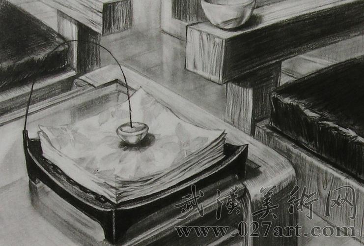 以上是茶几,纸巾盒,茶杯,木椅的设计素描作品供大家参考.