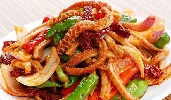 超好吃的四道菜:红烧羊肉,馋嘴肥肠,香辣牛肚,蒜香黑椒排骨