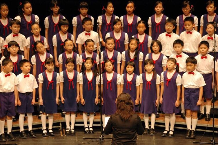 松庄小学小松树合唱团招新