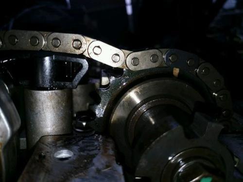 起亚塞拉图1.6凸轮轴正时链条怎么对