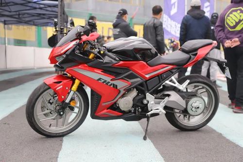 飞肯摩托车150多少钱锋suzuki摩托车
