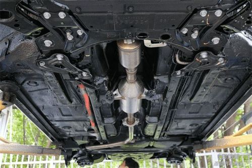 底盘装甲一定要安装吗?