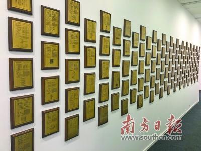 香港应用科技研究院的专利墙.受访者供图