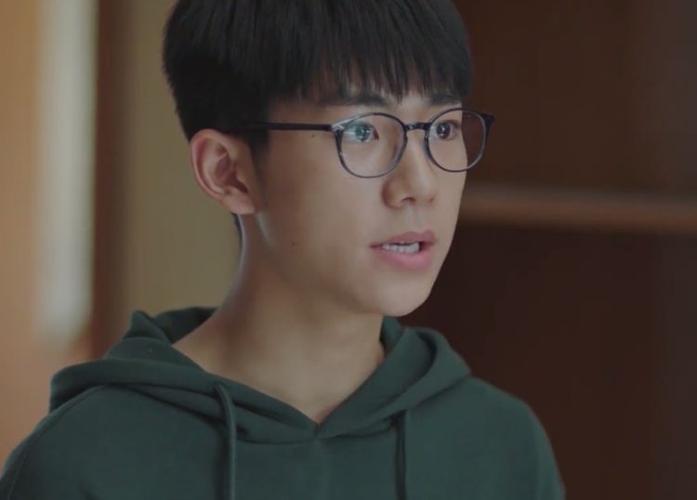 小欢喜林磊儿背课文没看到台阶摔了一跤方一凡别想那么多