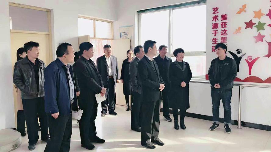 任县教育局党组书记刘国辉,局长刘桂刚深入天口学区调研指导工作