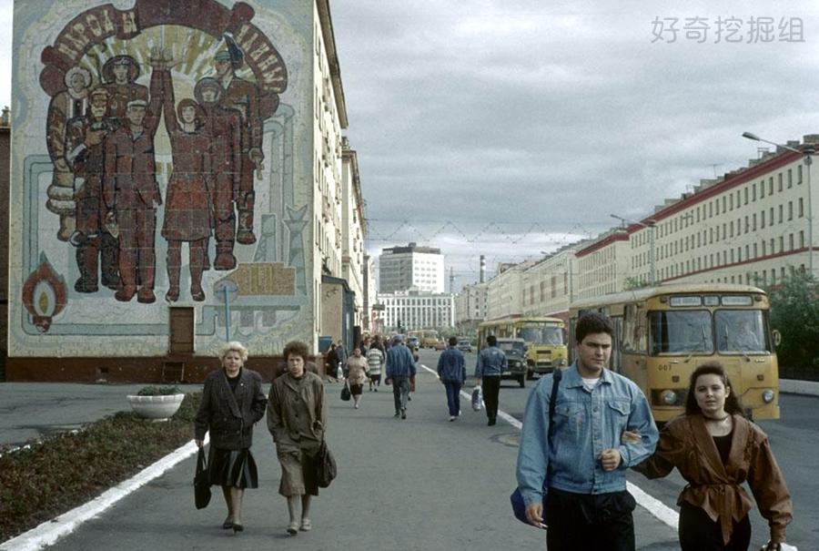 苏联解体后90年代的俄罗斯社会是什么样