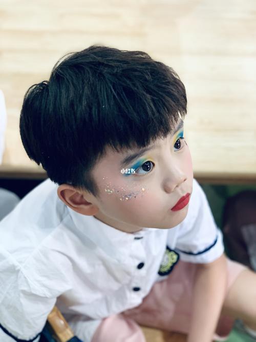 "六一"儿童节男孩舞台妆_儿童节去哪玩_幼儿园_亮片_沭阳县自由行热门
