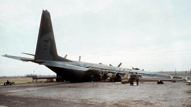 美国c-130"大力神"运输机坠毁集锦 遍布地球南北极都有