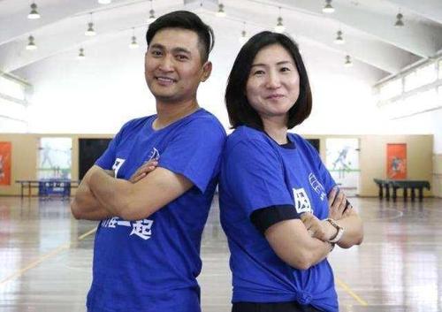 离开国家队后张锦文几经漂泊,现如今在一家大学任职排球队助理教练的