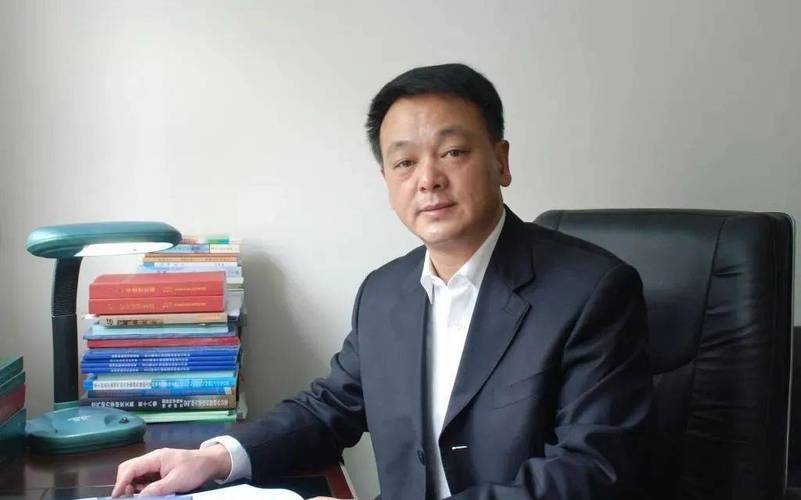 这位中科院院士,来自桂林全州_唐志共_高中_同学
