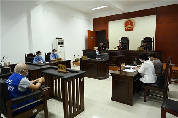 唐河县法院组织旁听职务犯罪案件庭审