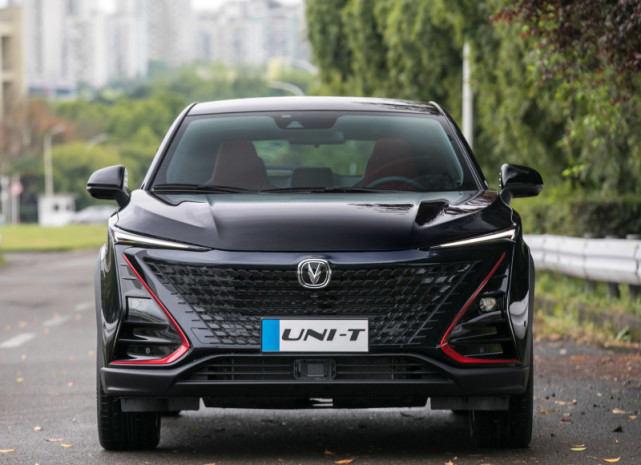长安汽车旗下最新的suv长安uni-t颜值与实力并存的车型