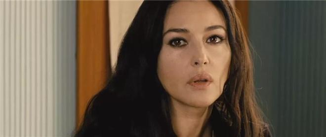 电影《不要回头》:苏菲·玛索演绎"双重人格"