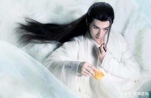 《重启》张起灵的黄俊捷 有没有撞到王一博的高冷蓝