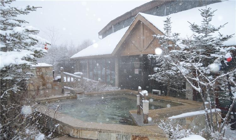 长白山汉拿山温泉门票团购