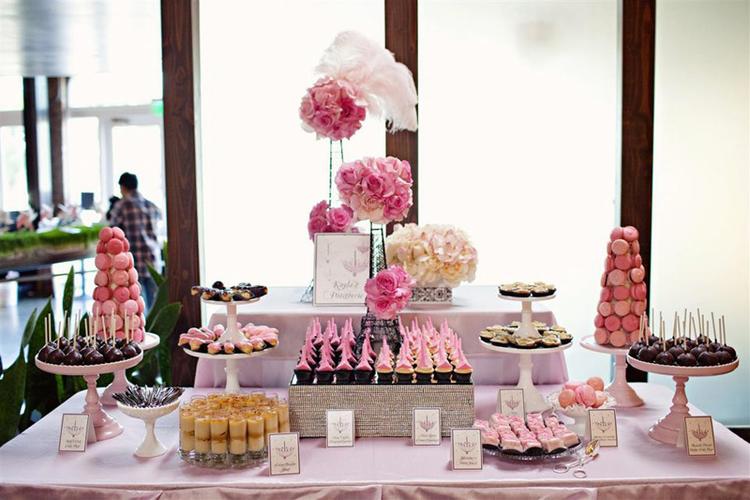 10种最适合婚礼摆台的甜品_上海欧米奇西点西餐学院移动官网