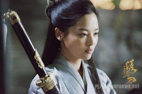 丁白缨之后再无侠女!为什么说辛芷蕾一刀斩断了女星武侠梦?