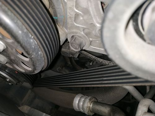 起亚k2 2015款 三厢 1.4l at gls
