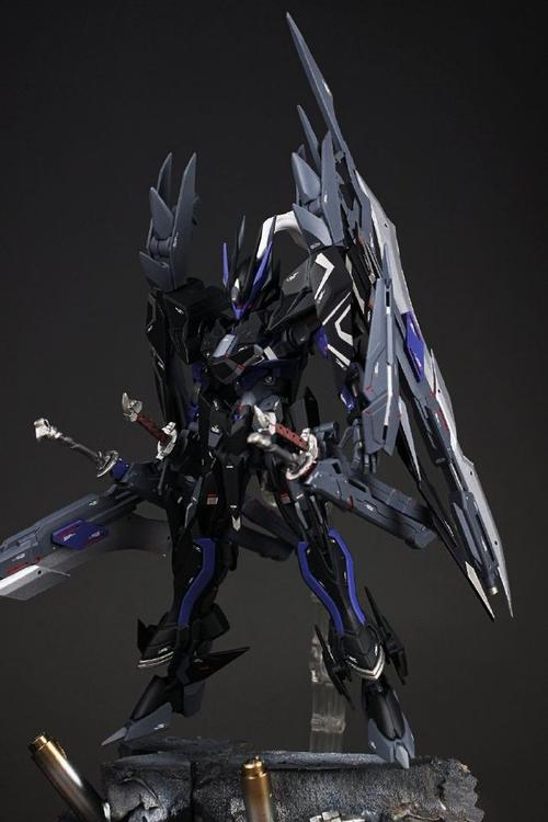 四刀流君王异端高达模型