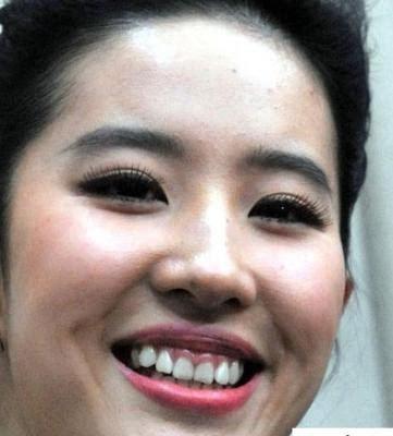 女星最美与最丑的照片:杨幂高圆圆范冰冰谁更惊人