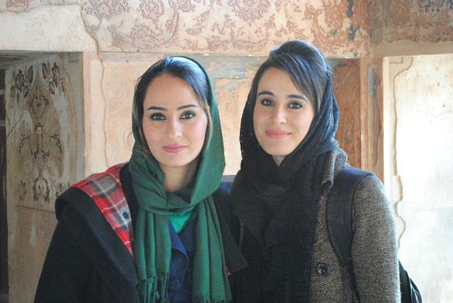 阿富汗也是一个美女之国,兼具东西方两种美