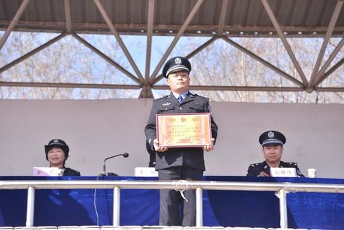 表彰先进,学习榜样 —新疆警察学院举行2016年度学生管理工作总结表彰