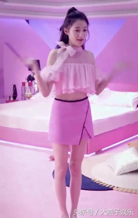 关晓彤代言苏菲广告被网友大大吐槽 纷纷表示弃用!