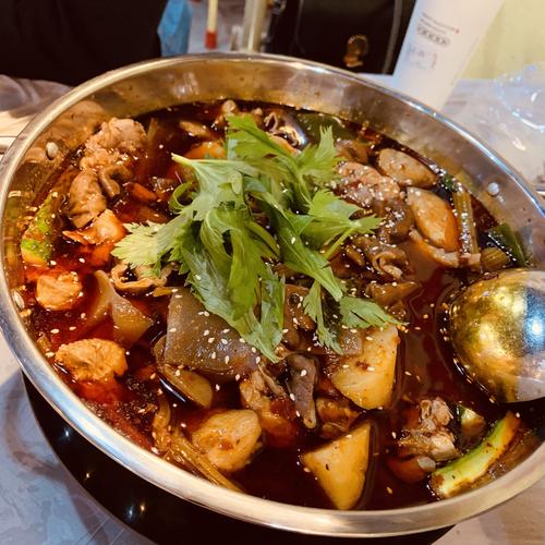 时二崽重庆芋儿鸡招待所(蓝堡湾店)