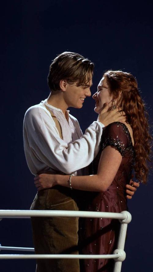 20多年前的《泰坦尼克号》凯特·温斯莱特,颜值惊为天人