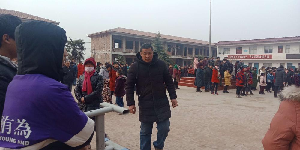 阳光二中,幸福同行一一扶沟县包屯镇二中小年送大礼,与生同庆