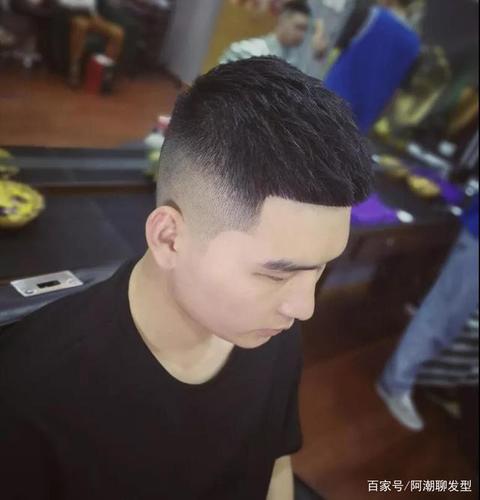 20款潮流男生发型参考,2020下半年发型这样剪真的帅!