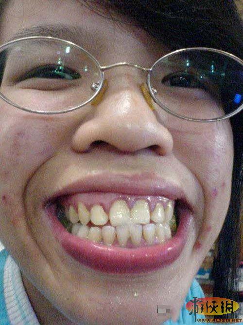 网络20大极品丑女 凤姐未进前五