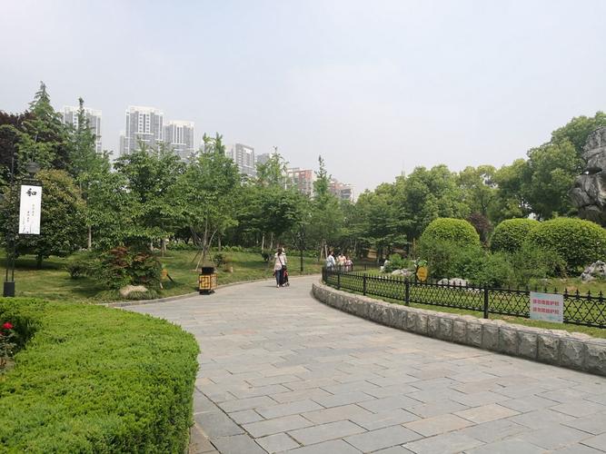 武汉行之五:汉口堤角公园