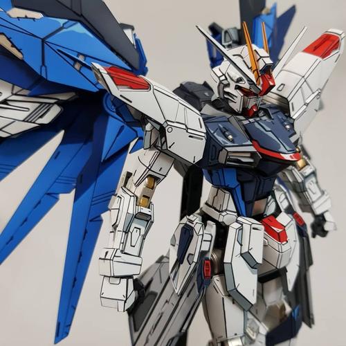 涂装模型高达00万代(bandai)相关推荐 1:20自由高达二次元涂装潮模坊