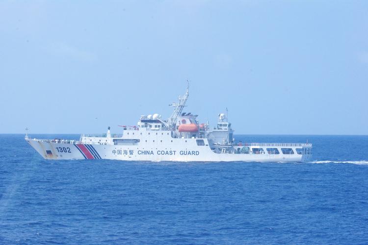 中国海警1302舰艇编队在我钓鱼岛领海内巡航20201011