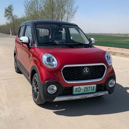 鸿日u8电动汽车 家用四轮代步车 油电两用老年代步车