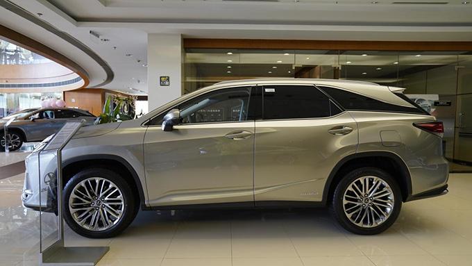 雷克萨斯rx450hl极致驾驶质感