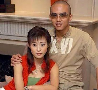 郝蕾再度离婚情史坎坷初恋邓超与李光洁婚姻短暂